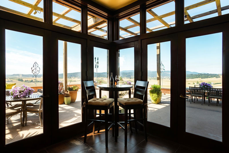 Van Duzer Vineyards tasting room