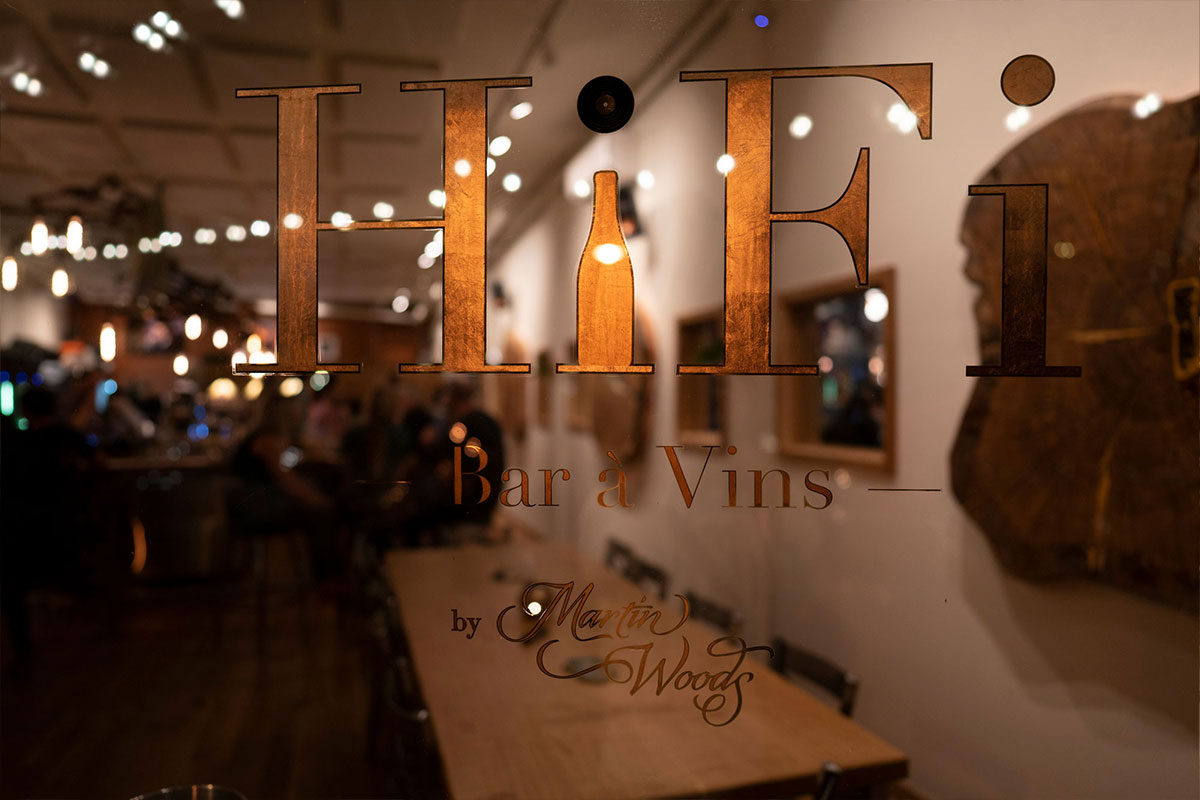 HiFi Bar à Vins by Martin Woods